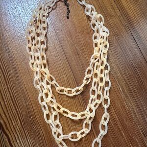 Elegant Vintage 80’s Peachy Layered Necklace
